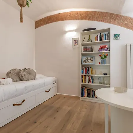 Affaccio Sul Castellare Apartment *